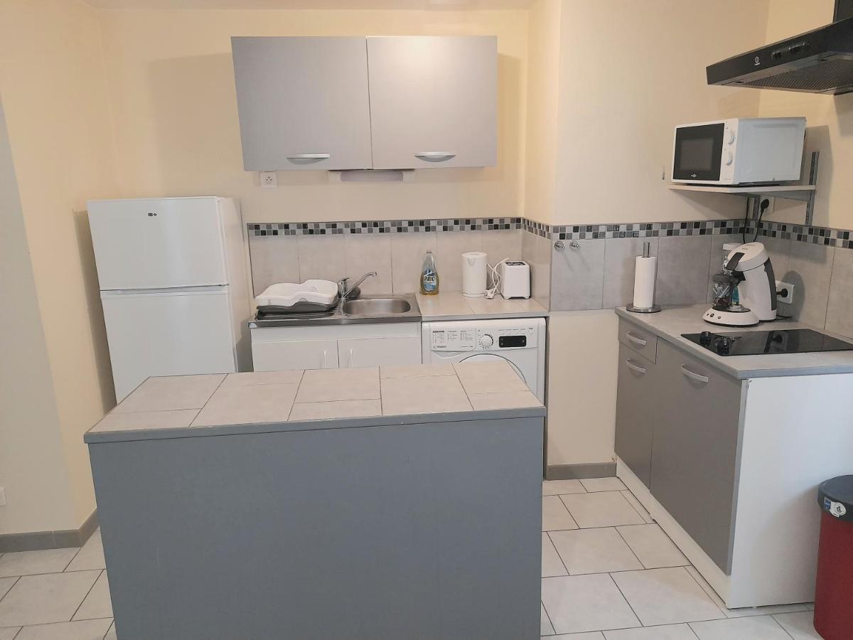 Ferienwohnung Animalier Joigny Exterior foto